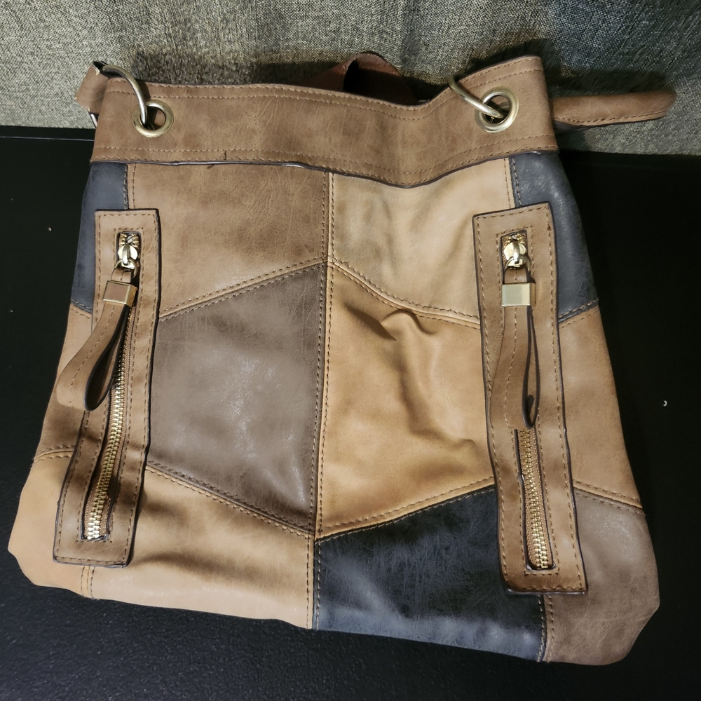 Elegant Patchwork Shoulder Bag in Brown and Tan